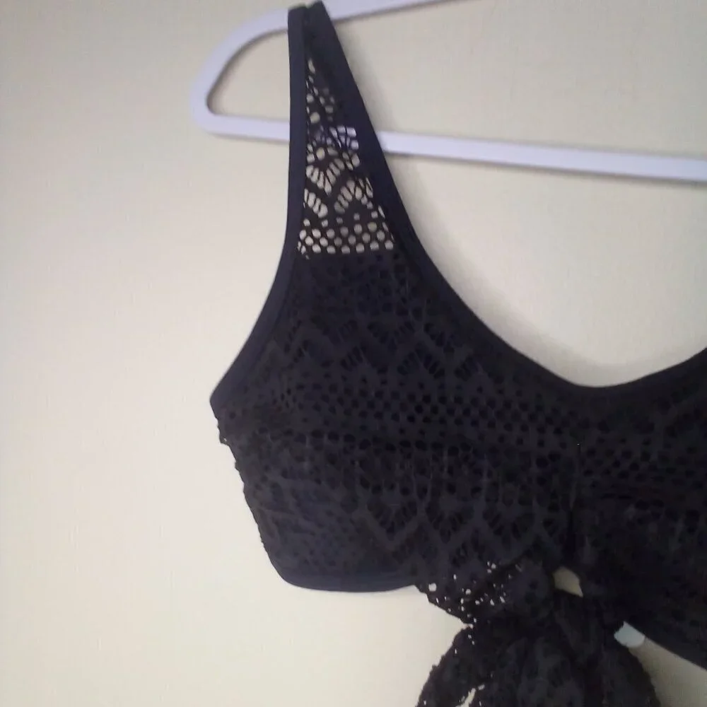 Popfeelings Bikini Top Women M Swim Crochet Bow Padded Cups Black